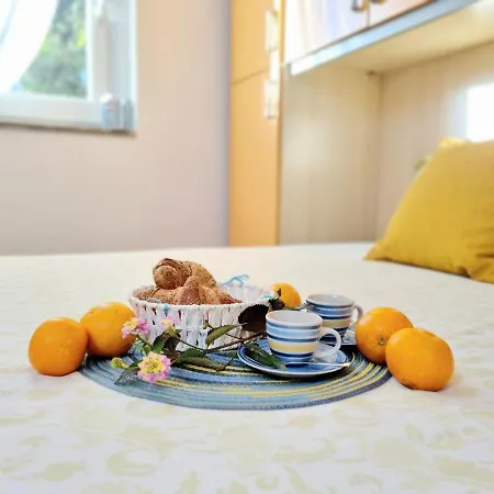 Colombo 100m From The Prázdninový dům